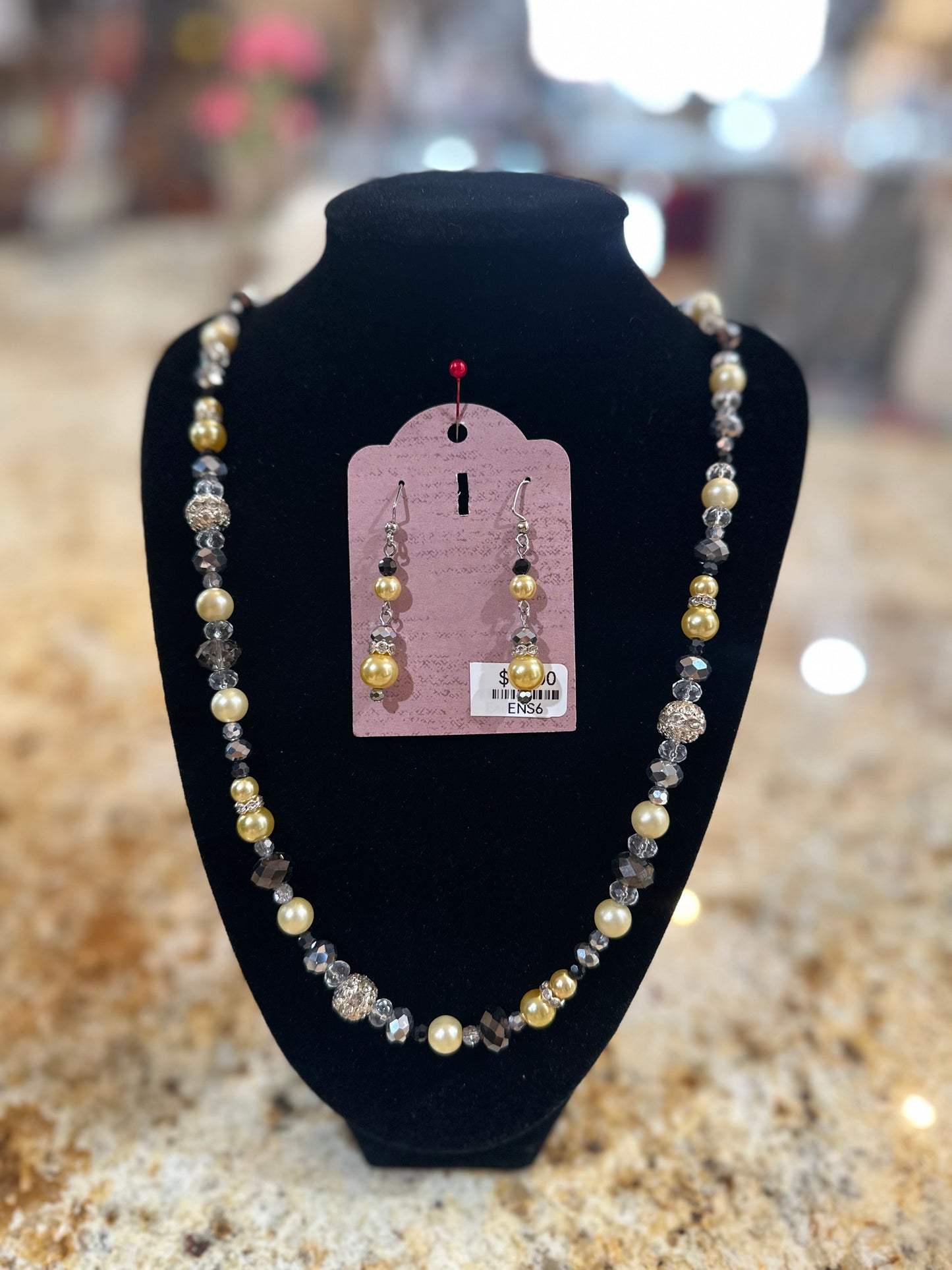 Black-Eyed Susan Earrings and Necklace Set